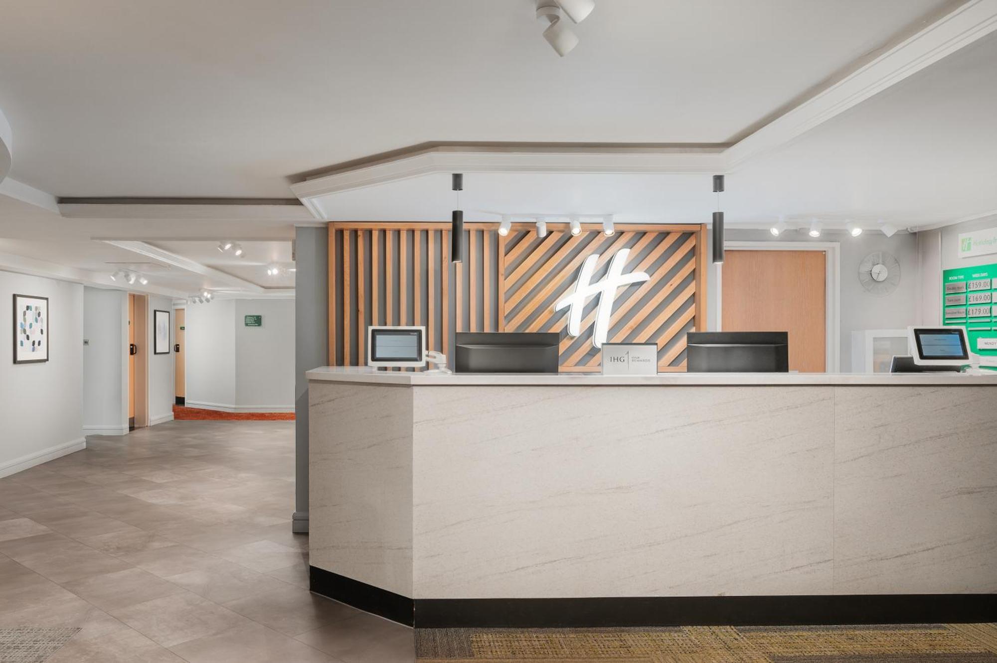 Hotel By Ihg