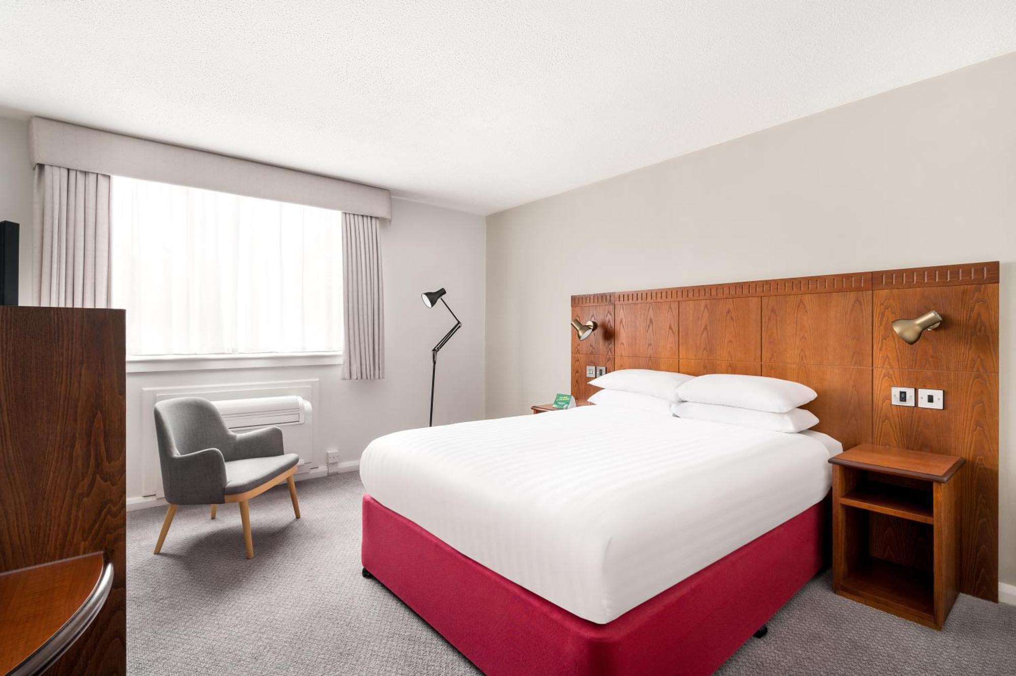 By Ihg 4* Northampton