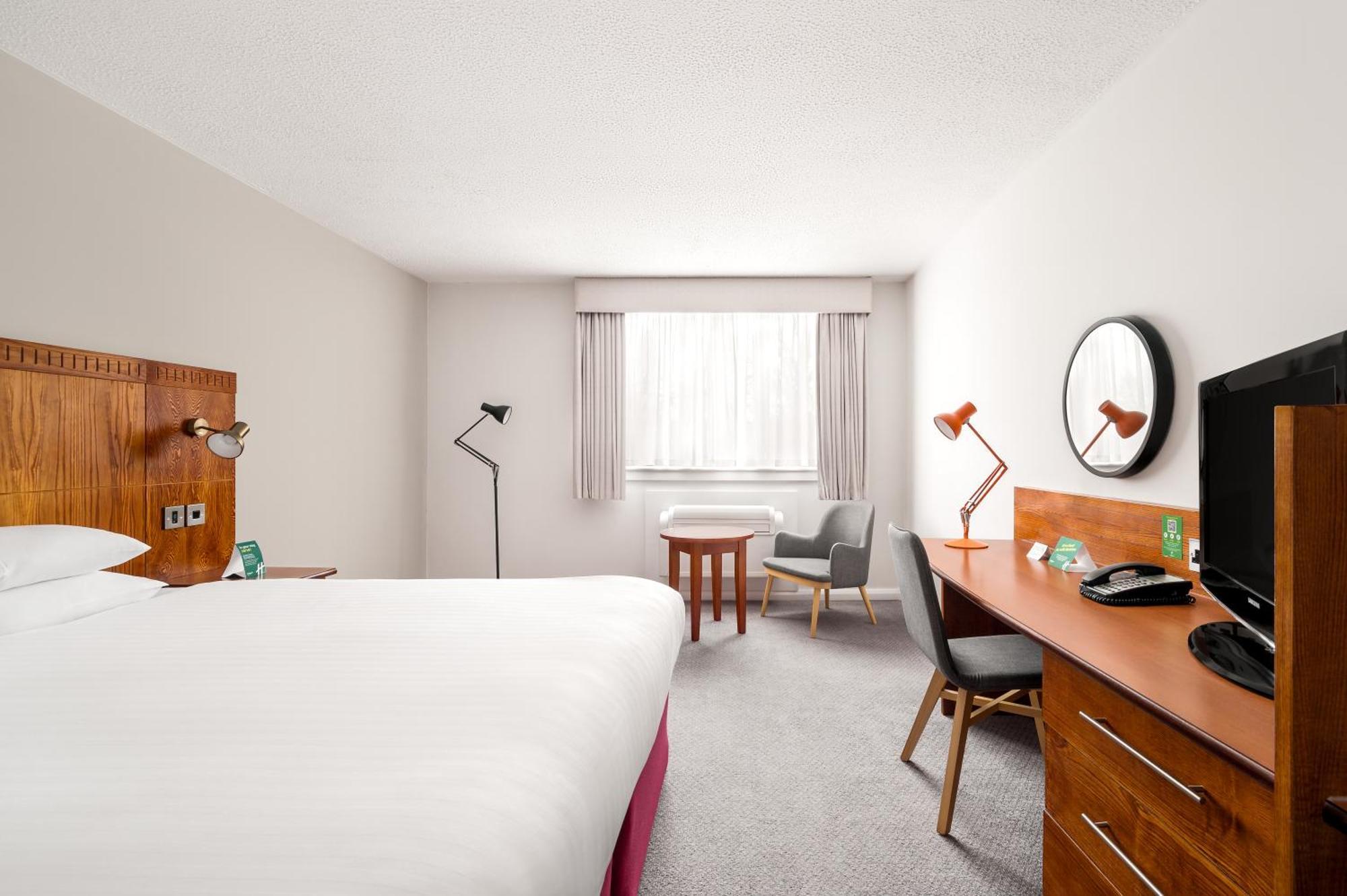 By Ihg Hotel 4*