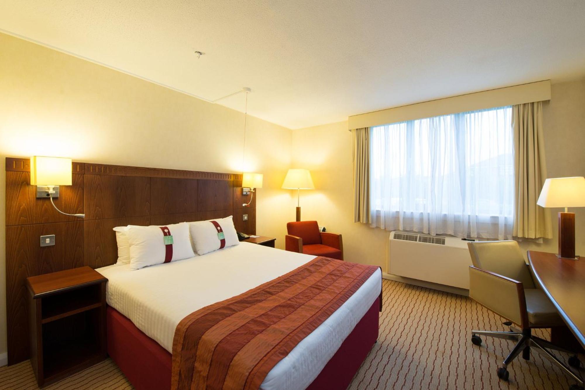 By Ihg 4*