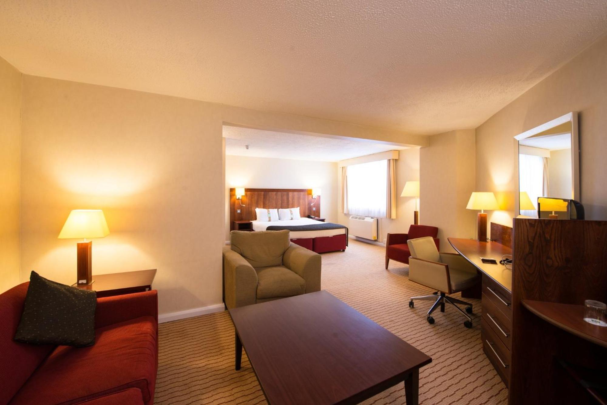 By Ihg