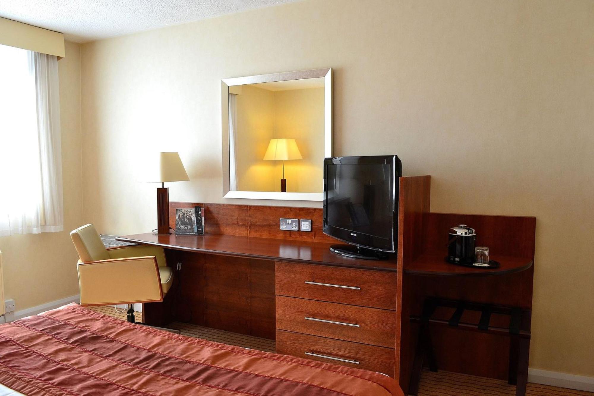 By Ihg